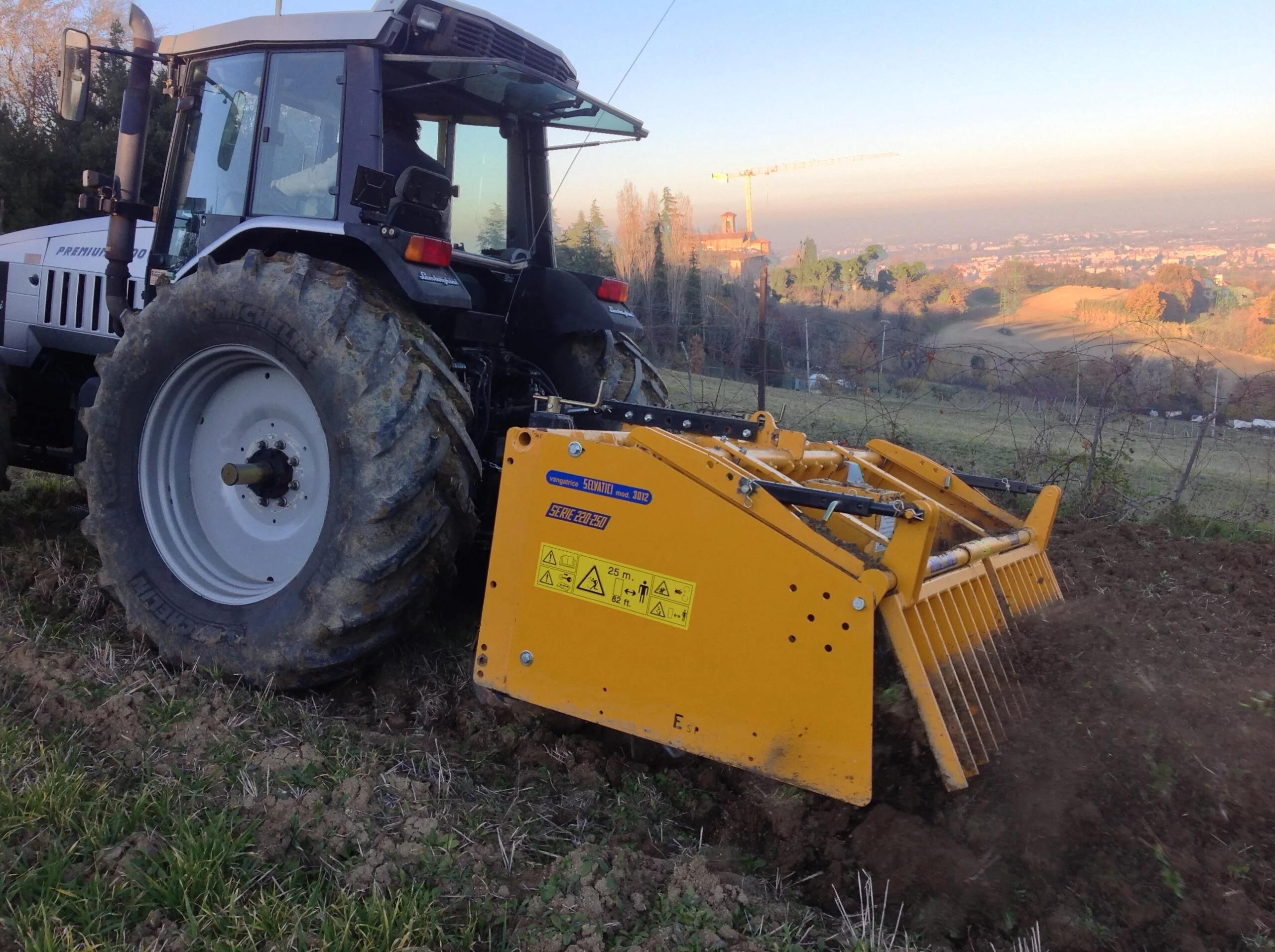SELVATICI PTO -DRIVEN SPADING MACHINES - SERIE 220.250 - Image 4